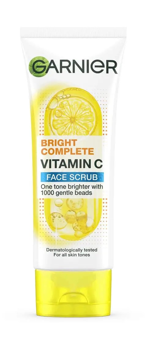 GARNIER VITAMIN C FACE SCRUB